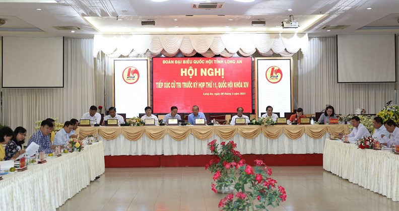 Phó Thủ tướng Thường trực Trương Hòa Bình tiếp xúc cử tri Long An - ảnh 1